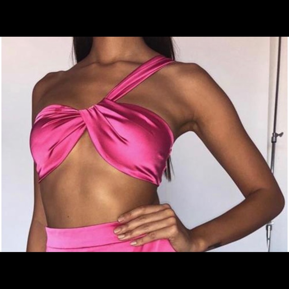 One shoulder crop top hot pink